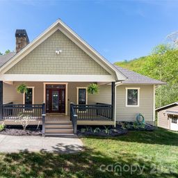 36 Snowshoe Drive