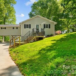 330 Hillview Drive