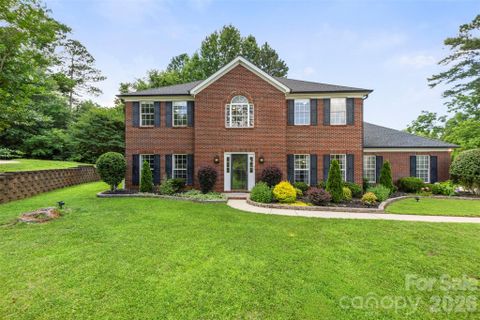 5302 Fairgrove Lane active home in Orchard Park, Harrisburg, NC