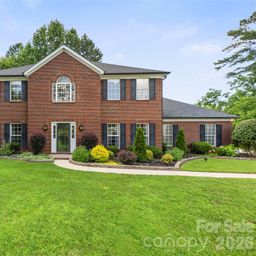 5302 Fairgrove Lane
