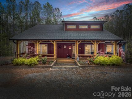 Homes in Hillcrest, Mill Spring