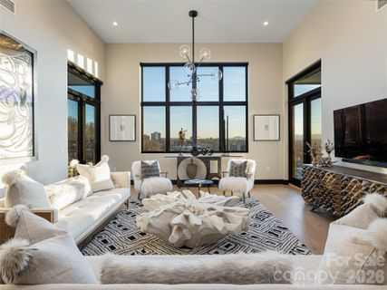 Previously sold for $1,495,000