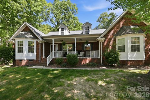210 Locust Court sold home in Country Woods East, Indian Trail, NC