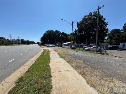 2225 W Sugar Creek Road