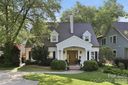 2927 Somerset Drive sold home in Charlotte, SC