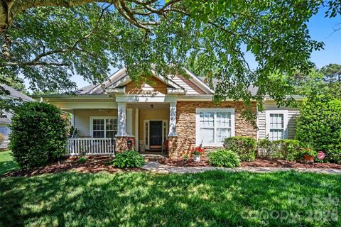 Homes in Salem Springs, Denver