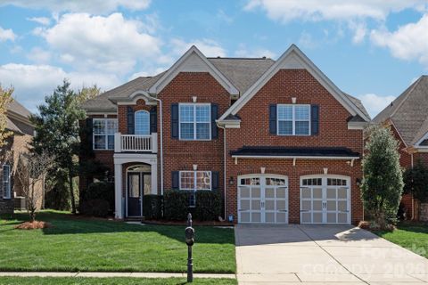 4936 Hawk Shadow Lane