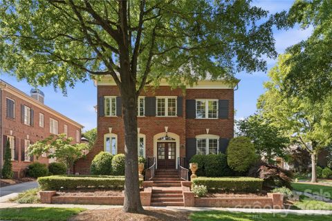 3343 Indian Meadows Lane active home in Heydon Hall, Charlotte, NC