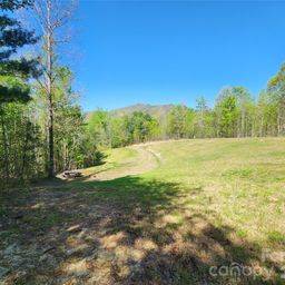 889 Firefly Trail