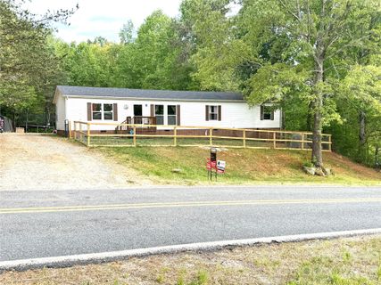 929 Brookhaven Road