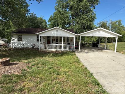 3678 Vantage Heights Circle
