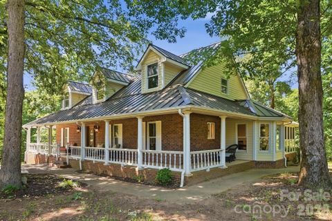 846 Windy Oaks Way