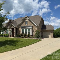 401 Hollyhock Drive