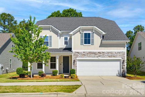 4415 Hunton Dale Road sold home in Hunton Forest, Concord, NC