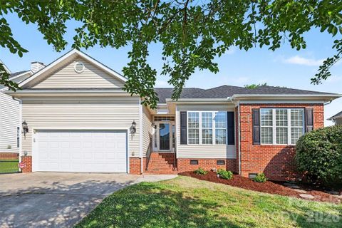 208 Riverfront Parkway sold home in Riverfront, Mount Holly, NC
