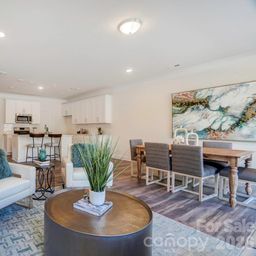 4364 Black Court