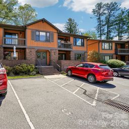 1737 Haywood Manor Road