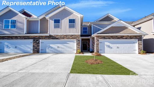 1218 White Birch Avenue pending home in Skybrook Corners, Huntersville, NC