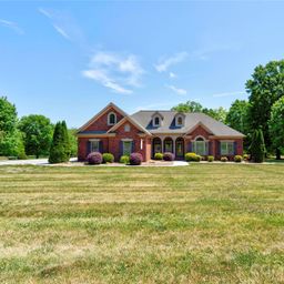 207 Cross Creek Drive