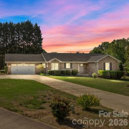 3030 Lydia Lane