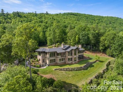 1547 Walnut Cove Road sold home in Minor, Hendersonville, NC