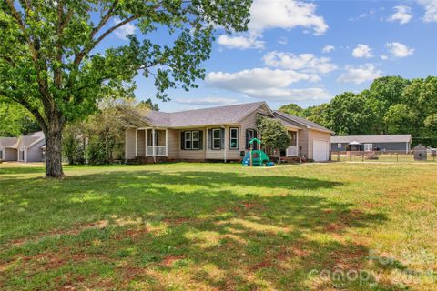 120 Chapel Court sold home in Chapel Creek, Salisbury, NC