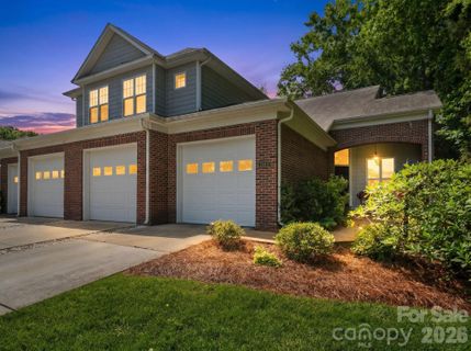 13339 Mint Lake Drive pending home in Mint Lake Village, Matthews, NC