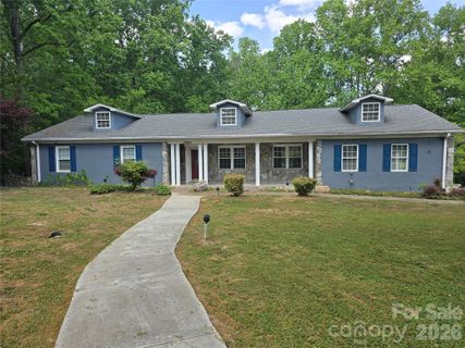 1011 Tarlton Drive
