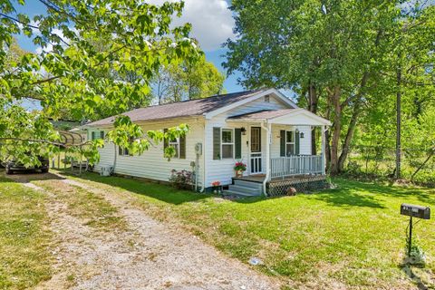 235 Gull Avenue