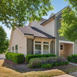 3841 Willow Green Place