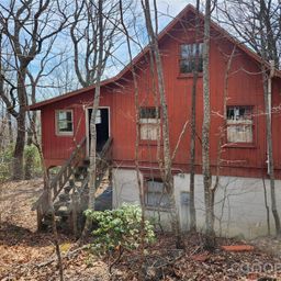 929 Pine Ridge Road