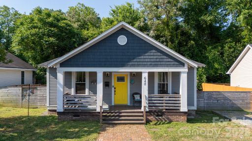 648 Izard Street