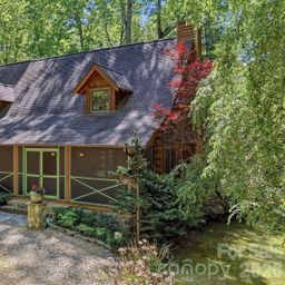 16 Shadow Brook Drive