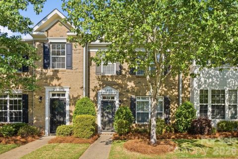 2833 Birkhill Lane active home in Almond Glen, Fort Mill, SC