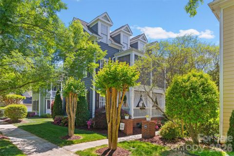816 Victorian Way active home in Baxter Village, Fort Mill, SC