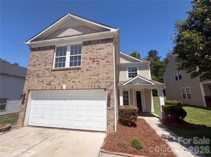 6734 Wandering Creek Drive pending home in Oakdale Green, Charlotte, NC