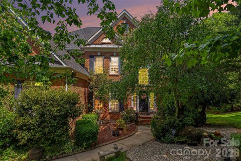 952 Hickory Stick Drive