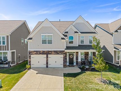 199 Fox Cove Road pending home in Cantrell Hills, Hendersonville, NC