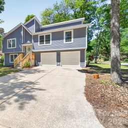 10730 Coachman Circle