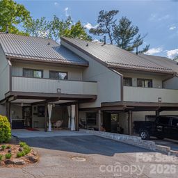 51 Maple Ridge Lane