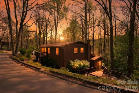 806 Dogwood Drive