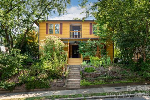 3 Woodlawn Avenue