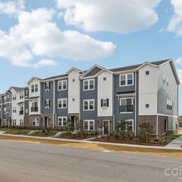 359 Golden Maple Court