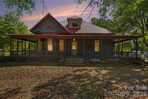 215 Theodore R Carr Avenue