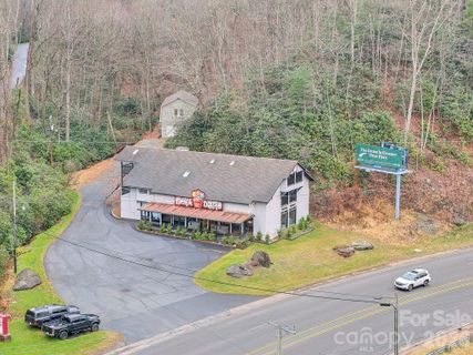 3894 Us Highway 321 None