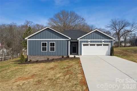 Lot 29 Stoneglen Drive active home in Stoneglen, Granite Quarry, NC