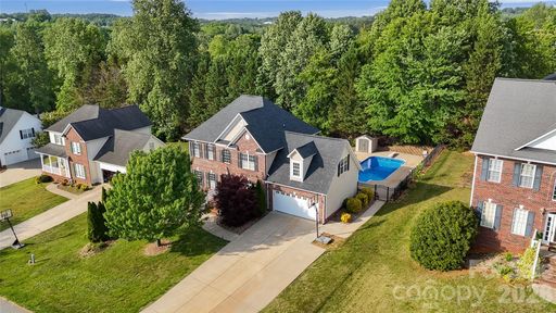 2604 Ironwood Drive sold home in Old River Falls, Hickory, NC