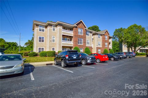 9709 Campus Walk Lane