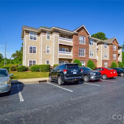 9709 Campus Walk Lane