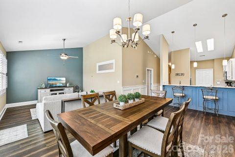 3868 Sage Court pending home in The Terraces, Denver, NC
